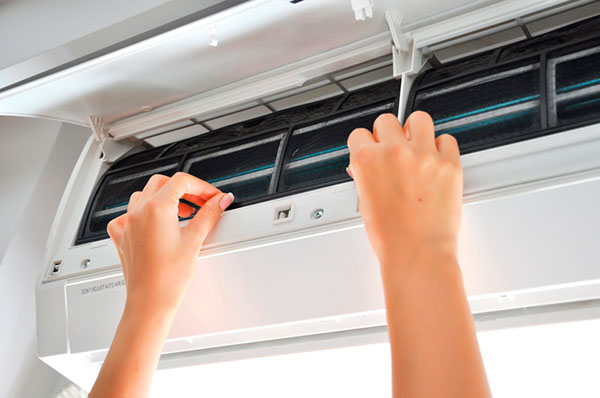 Does Your Ductless System Need Maintenance Does Your Ductless System Need Maintenance